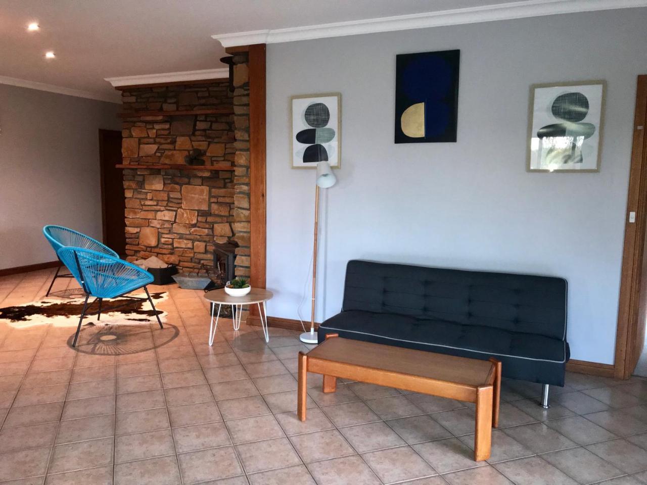 Bee'S Place - 3 Bedroom Home On 10 Acres Of Land With Distant Ocean Views Emu Bay Kültér fotó