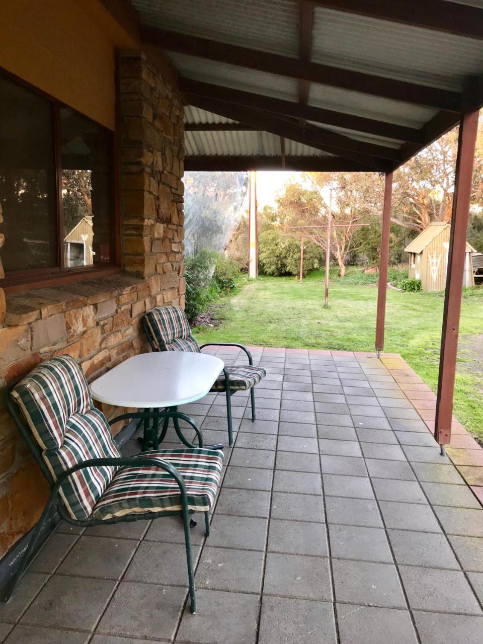 Bee'S Place - 3 Bedroom Home On 10 Acres Of Land With Distant Ocean Views Emu Bay Kültér fotó